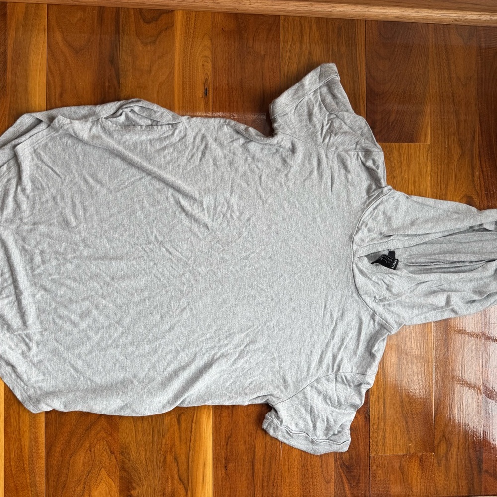 Forever 21 Gray Polo T-Shirt Relaxed Fit